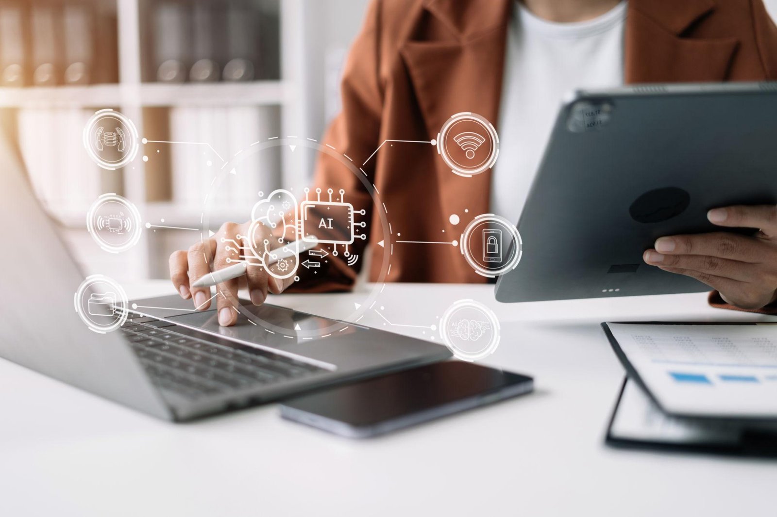 Los mejores equipos tecnológicos para trabajar, estudiar y crear contenido en 2026